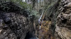 Samandeere Şelalesi