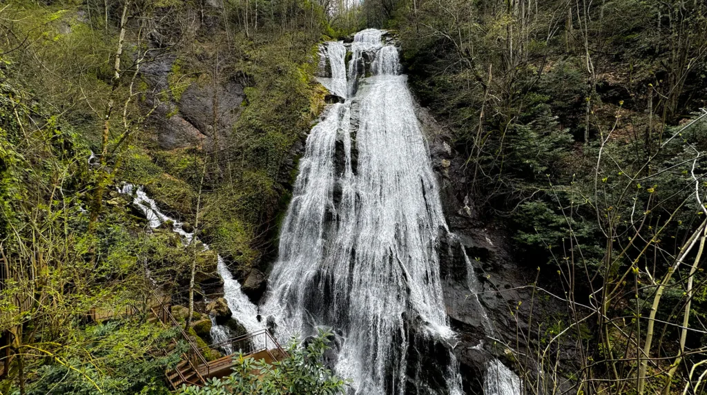 Güzeldere Şelalesi